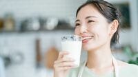 骨を強くするだけじゃなかった…医師が解説､じつは｢朝･昼･夜｣と飲む時間帯で変わる【牛乳の効能】
