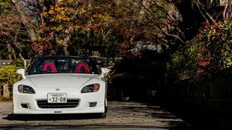 今が買い時!?ホンダ｢S2000｣FRオープンの刺激