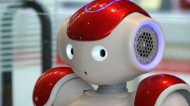 Robot Bank Clerk Greets and Helps People at Narita Airport