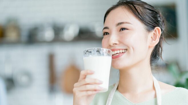 医師が解説､じつは｢朝昼夜で変わる｣牛乳の効能