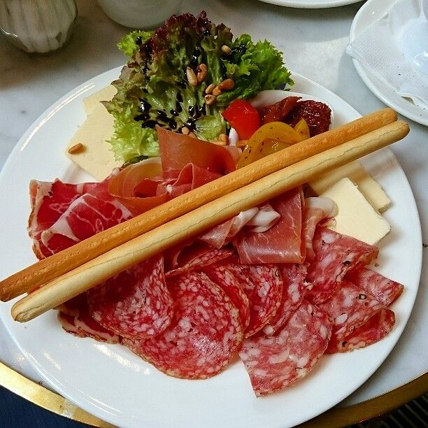 青みがかるという欠点が改善した