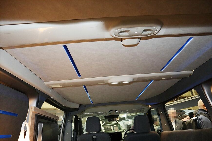 LACホールディングスのBEVキャンピングカー「LAC EVキャンパーC」（写真：筆者撮影）