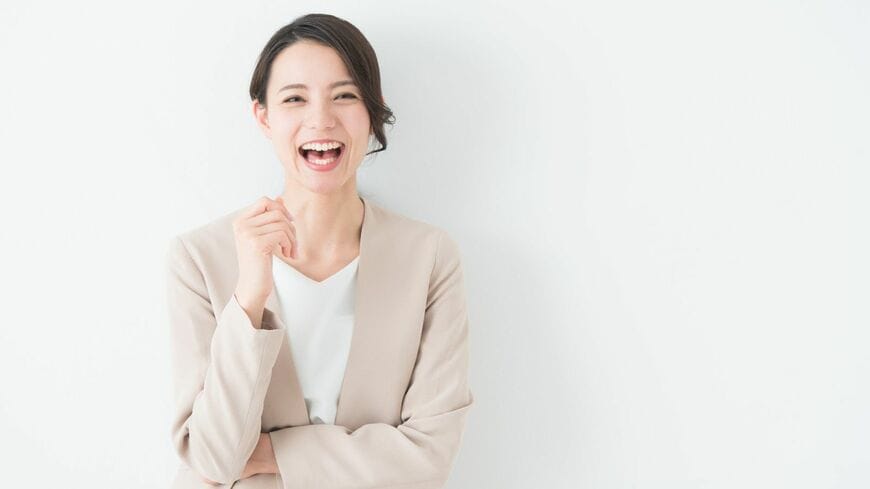 ユーモアのある女性
