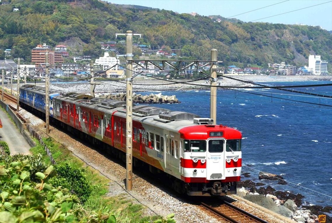 さらば｢スーパービュー｣､伊豆の観光列車列伝 | 特急・観光列車 | 東洋 