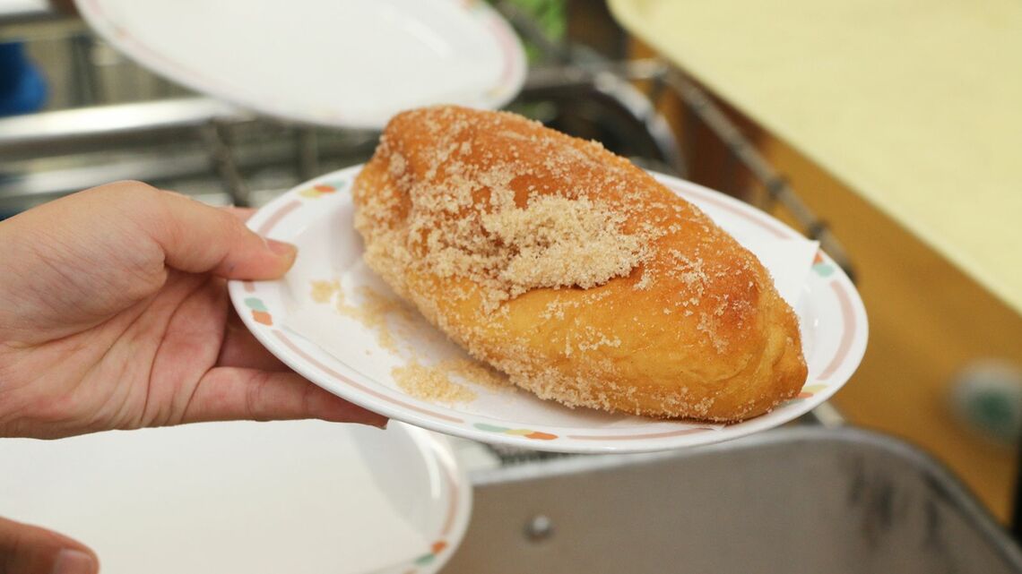 給食 揚げパン
