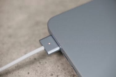 M4搭載MacBook Airは春の新生活に最適な1台 新色スカイブルーの M4搭載MacBook Airは春の新生活に最適な1台 新色スカイブルーの