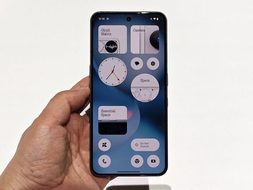 英Nothing、最新スマホ「Nothing Phone (3)」で“光る背面”を廃止。新た