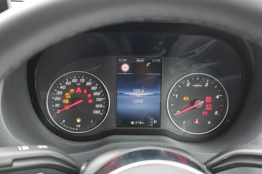 ドイツ・ウェンズバーグ社の最新キャンピングカー「カラ コンパクト スイートMB640MEG（正式名称Cara Compact Suite MB640 MEG EDITION【PEPPER】）」