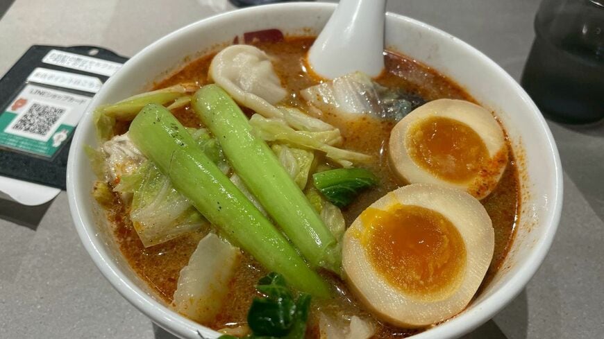 麻辣湯のお店が急増中。なぜこんなにも増えているのでしょうか（筆者撮影）