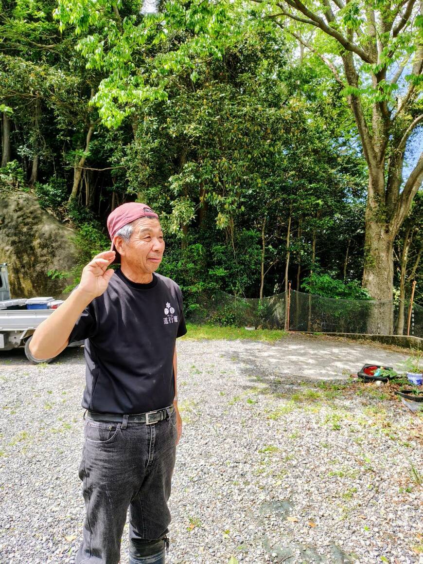 集落について道行竈の区長が教えてくれた（写真：筆者撮影）