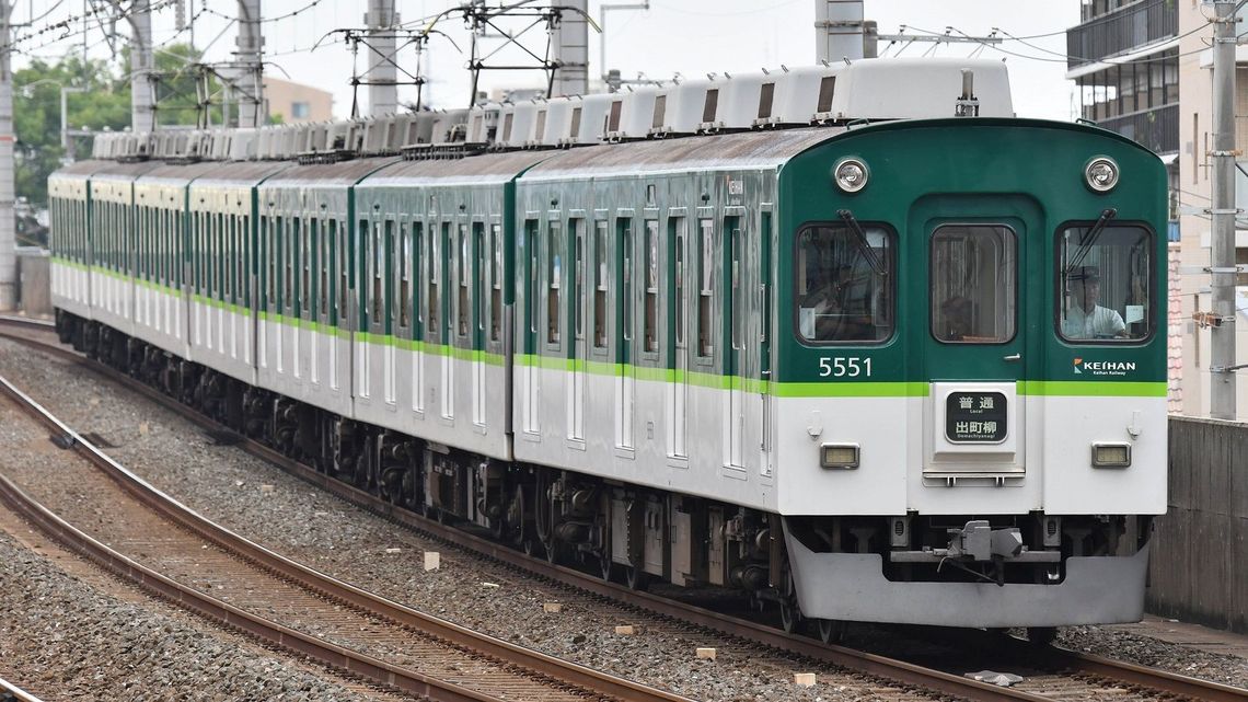 京阪5000系引退 通勤に活躍した 多扉車 の元祖 通勤電車 東洋経済オンライン 社会をよくする経済ニュース