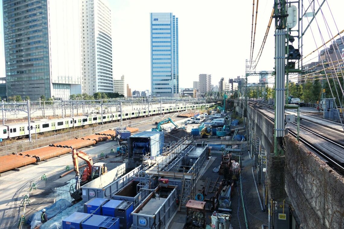 京急品川駅の工事現場