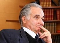 ジャック・アタリ 経済学者、元欧州復興開発銀行総裁--日本は無策のままならば5年以内に財政破綻する