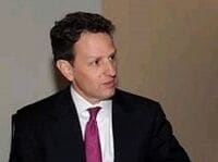 ガイトナー米財務長官に高まる辞任圧力、政治的力量に疑問の声