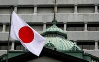 日銀､新型コロナ対策で追加金融緩和を議論へ 年6兆円のETF買い入れ目標引き上げが選択肢