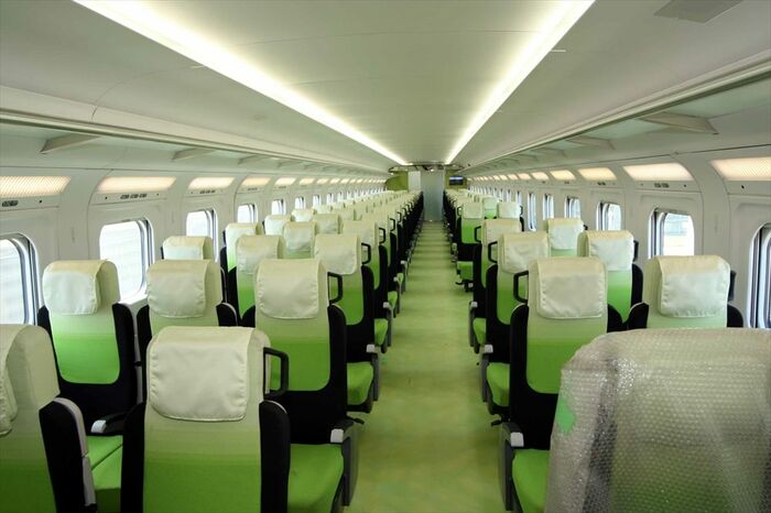 JR東日本「ファステック360」の車内