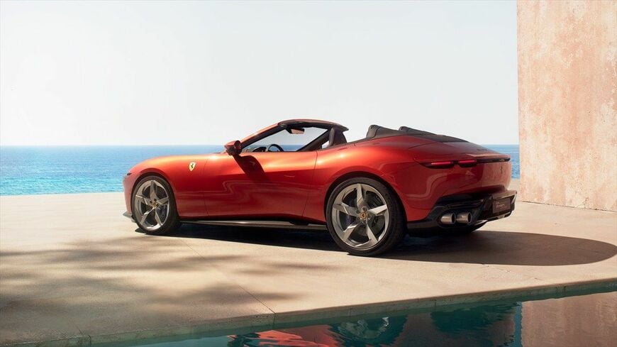フェラーリ アマルフィ スパイダー（写真：Ferrari）