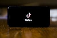 米上院議員2人がTikTokは中国の監視手段と警鐘 米政権はTikTokが米で運用継続できる合意を検討