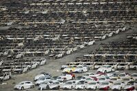 天津爆発でトヨタ･富士重･マツダに被害 従業員負傷のほか完成車損傷も