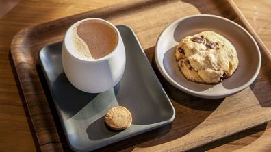 Learn How to Make Chocolate at This New "Bean to Bar" Spot