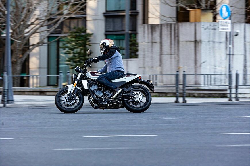 ハーレーダビッドソン新型「X350」のディテール（写真：三木宏章）