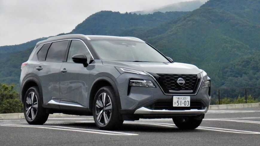 日産自動車の4代目エクストレイル