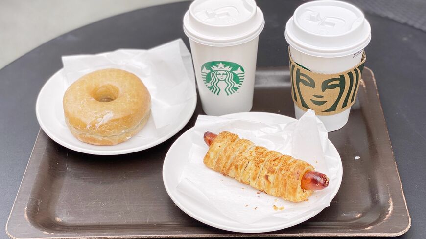 スターバックスのサイズアップモーニング。​​対象のフードと一緒に注文するとドリンクが1サイズアップになります（著者撮影）