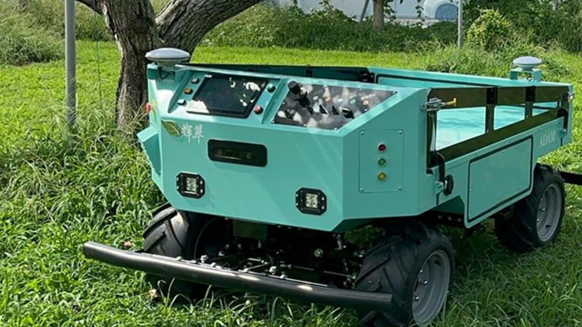 自律型AI運搬ロボット「Adam」