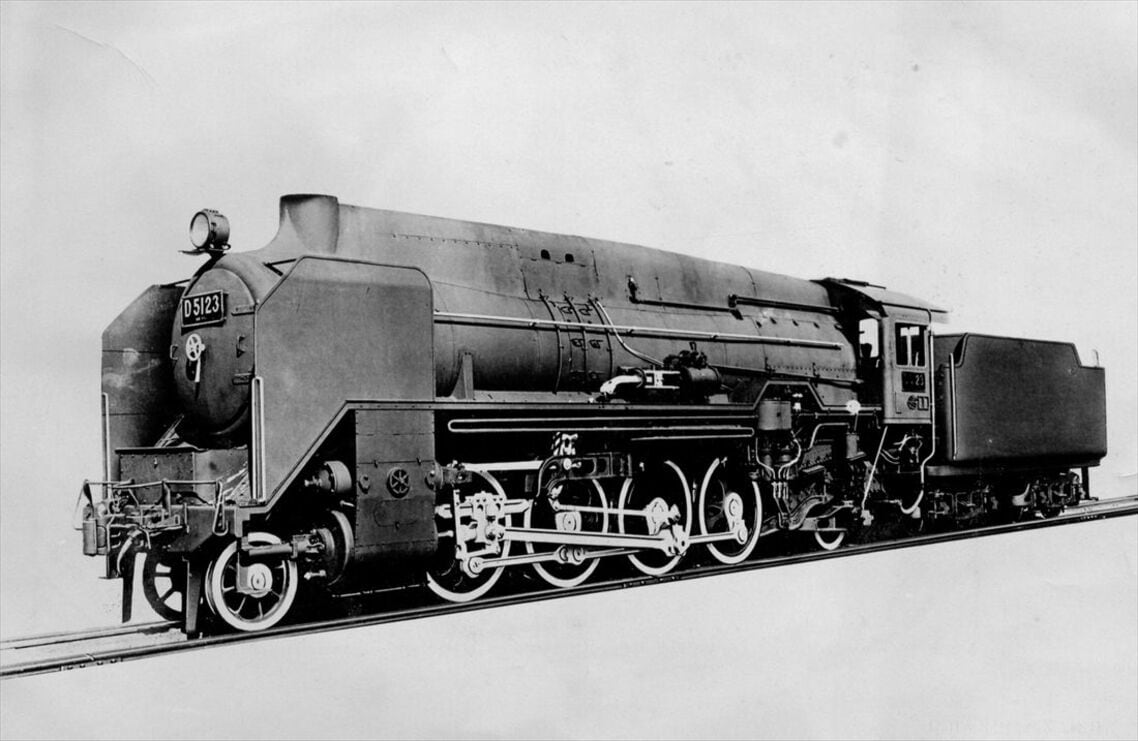 1935年に登場し1115両が製造されたD51形蒸気機関車。