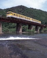 可部線の非電化区間（廃線）を行くキハ47形（撮影：南正時）