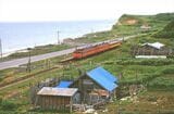 羽幌線（廃線）の力昼駅に停まる列車。キハ40形2両とキハ56形の3両編成だ（撮影：南正時）