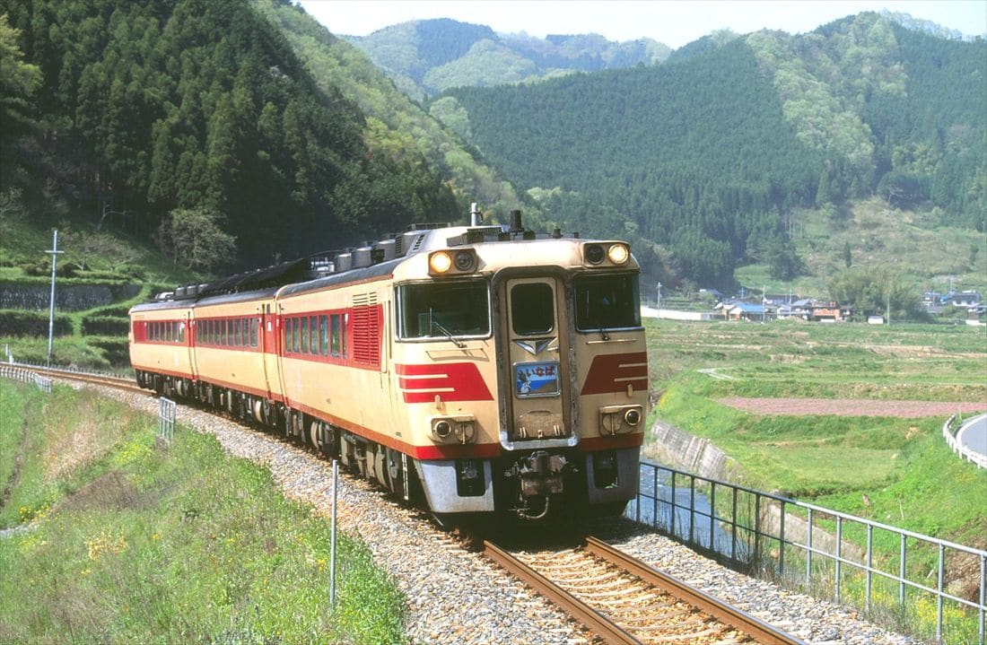 画像 | 「キハ181系」急勾配に挑んだ特急型気動車の記憶 「しなの」「つばさ」から山陰・四国の列車まで 33ページ目 | ビジネス | 東洋 ...