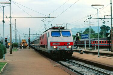 高速列車時代の前夜｢イタリア鉄道｣1990年代の姿 雑多な客車列車や遅れ 