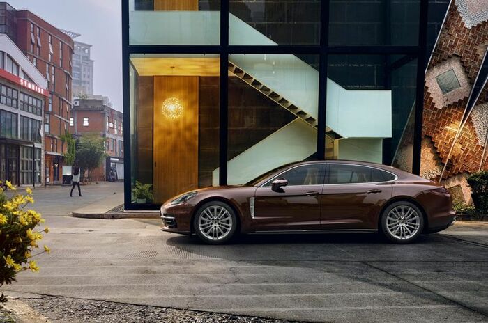 ポルシェ パナメーラ エグゼクティブ｜Porsche Panamera Executive