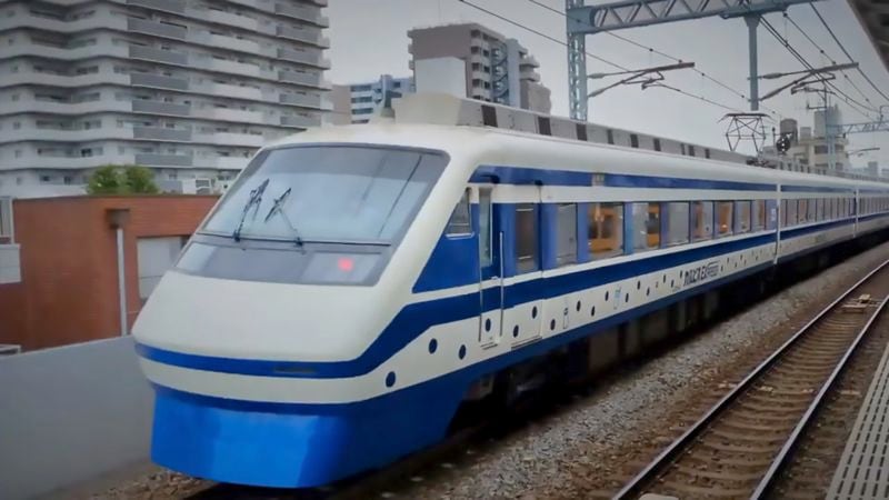200系 りょうもう『カルピス』 EXPRESSラッピング（谷塚 2025年夏）（筆者撮影）