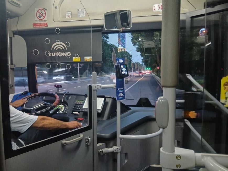 車内