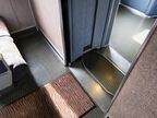 連結部分のそばまで座席が配置してある