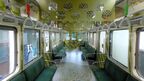 江ノ電「観音電車」の車内