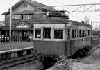 社武生駅に停車する南越線の電車