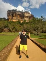 スリランカ×YONEX×Uber（筆者撮影）