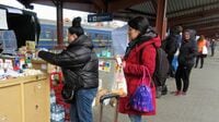 ウクライナ｢脱出最前線｣､国境駅と列車の緊張感 ロシア･欧州間の国際列車は消滅､車両｢没収｣も