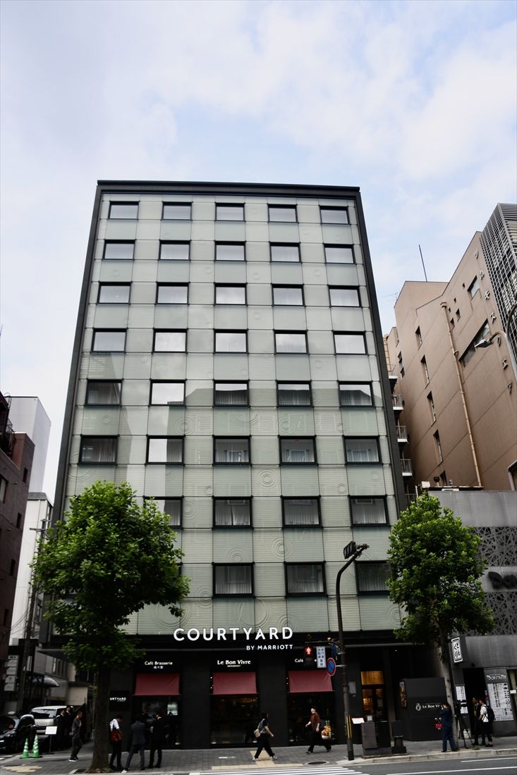 「コートヤード・バイ・マリオット京都四条烏丸」の外観（記者撮影）