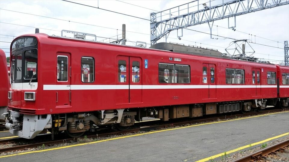 京急で一番赤い電車｢1500形｣ベテランの重厚感 一見地味だが｢初採用