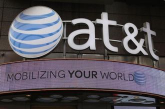 米当局､AT&TのディレクTV買収を承認