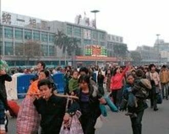中国で相次ぐ倒産、頻発するデモ…広東現地ルポ、“世界の工場”の憂鬱
