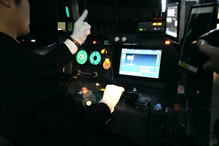 運転中に行う指差喚呼