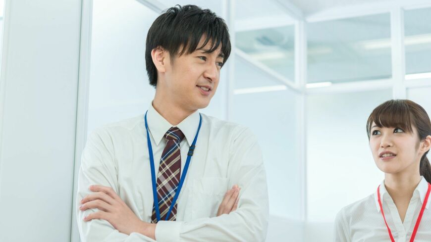 部下とコミュニケーションを築けていると思っているのは自分だけかもしれません（写真：Graphs／PIXTA）