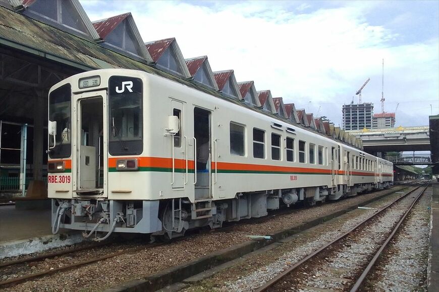 2016年のNDL政権樹立前に引き渡されたグループの、元JR東海キハ11形気動車（筆者撮影）
