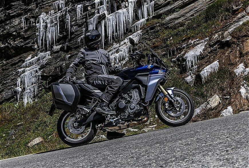 ヤマハ「トレーサー9GT＋ Y-AMT」（写真：ヤマハ発動機）
