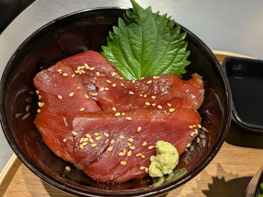 漬け丼はすっきりした味わい（筆者撮影）